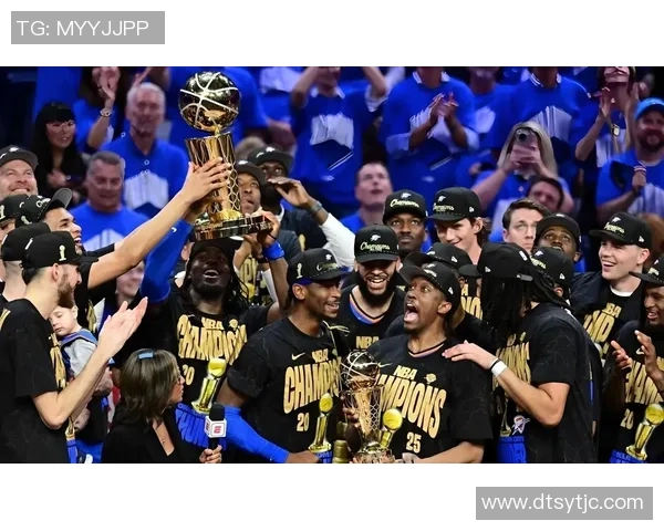 49分狂胜!发明队史,追平世界勇!谁能打败这支雷霆? 49分狂胜!发明队史,追平世界勇!谁能打败这支雷霆?