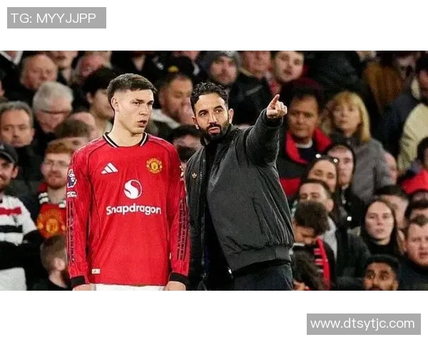 冬窗2选1!曼联4200万抢后腰,2大方针能救红魔7名危机? 冬窗2选1!曼联4200万抢后腰,2大方针能救红魔7名危机?