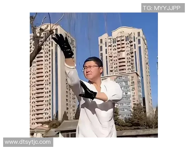 我国传统武术大师泄露!公园被拳击爱好者KO,功夫视频系学徒摆拍 我国传统武术大师泄露!公园被拳击爱好者KO,功夫视频系学徒摆拍